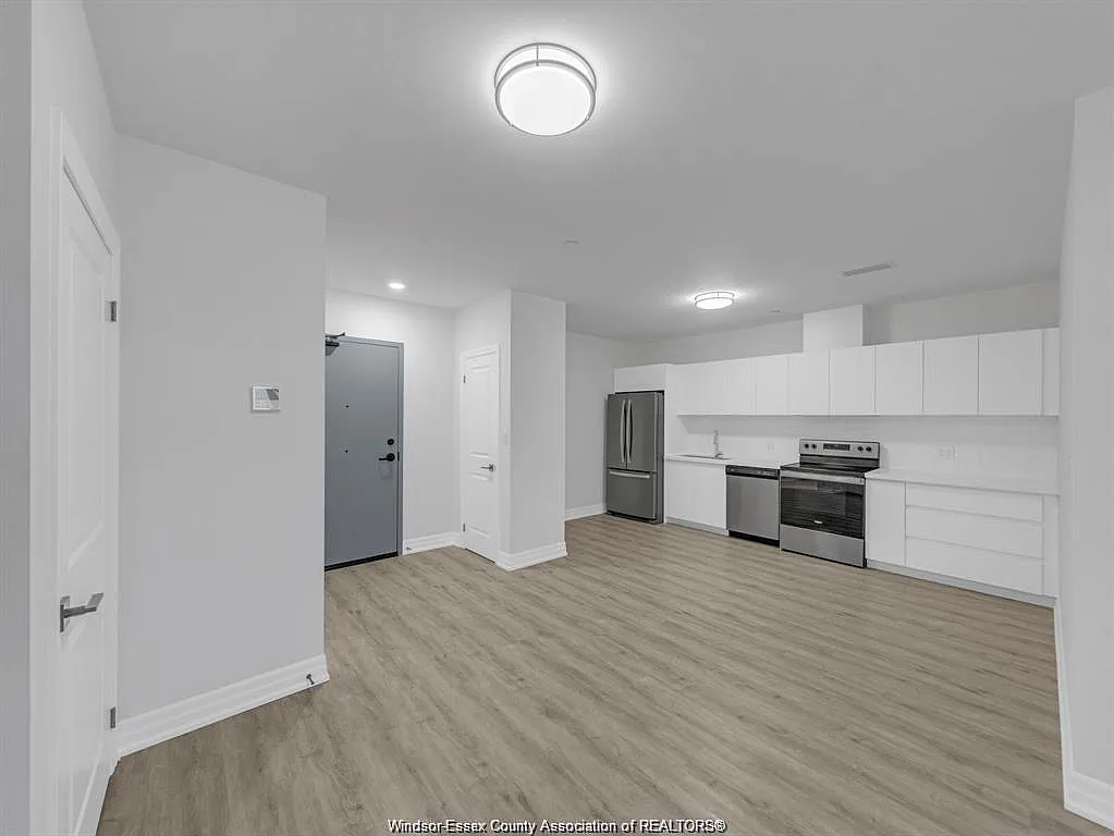 2 bed, 2.0 bath, $2,300 — Photo 4
