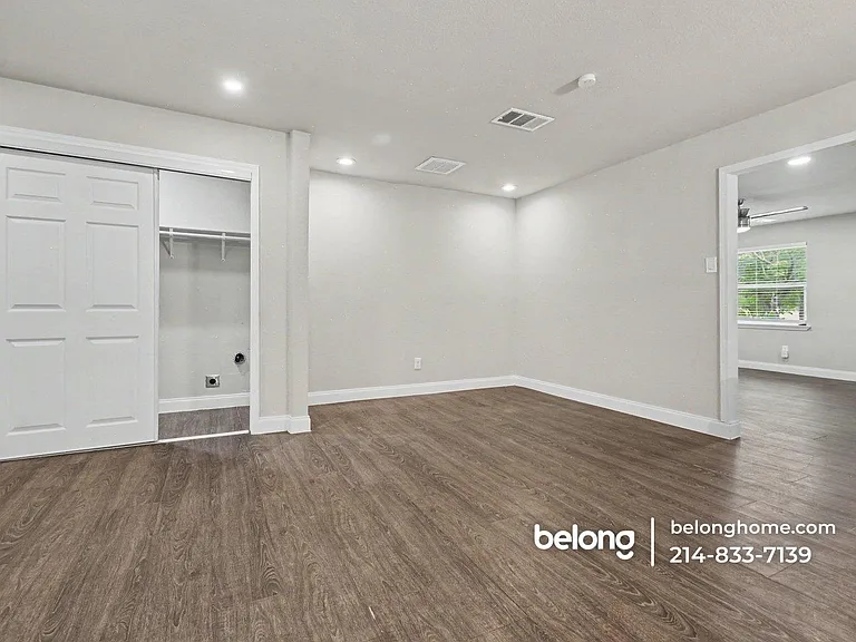 1222 S Peachtree Rd — Photo 13