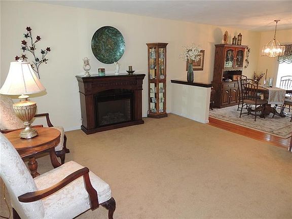 4th image of 2927 Topichills Dr