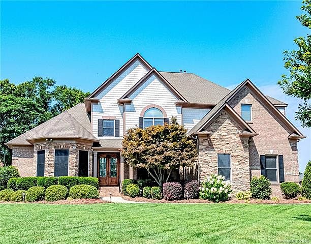 1st image of 7929 Plantation Falls Ln