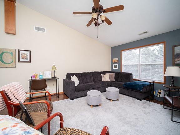 4th image of 10178 Monarch Rd #D