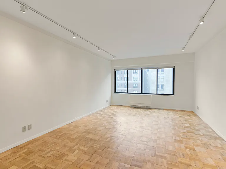 900 Park Ave #15B — Photo 5