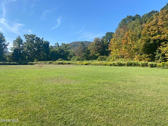 3rd image of 7 Smith Road