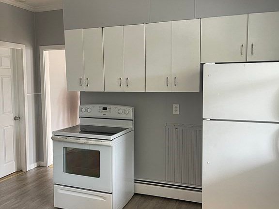 4th image of 48-50 Olive Ave