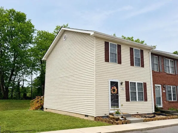 214 Kadies Ln, Edinburg, VA 22824