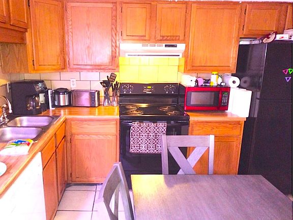 2nd image of 6423 Basswood Ln #7830