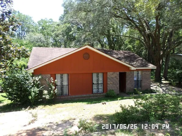 1124 Orangeburg Dr W, Mobile, AL 36608