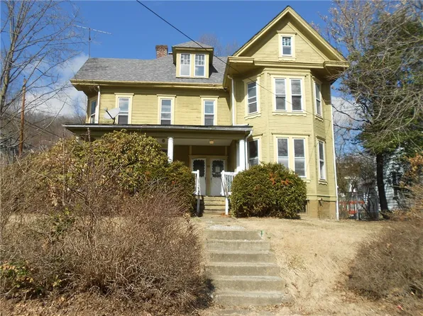 198 W Pearl St, Butler, PA 16001