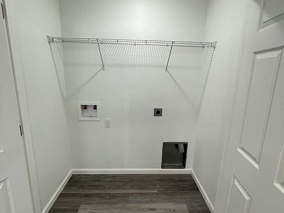 4th image of 409 Doxey St #2