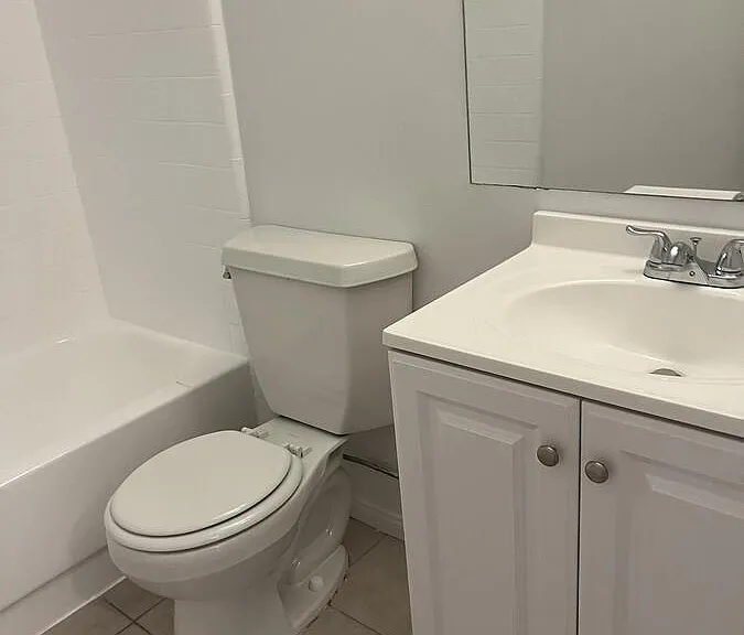 1900 Dracena Dr #1 — Photo 23