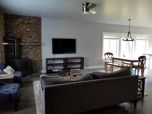 2nd image of 167 Brimstone Dr