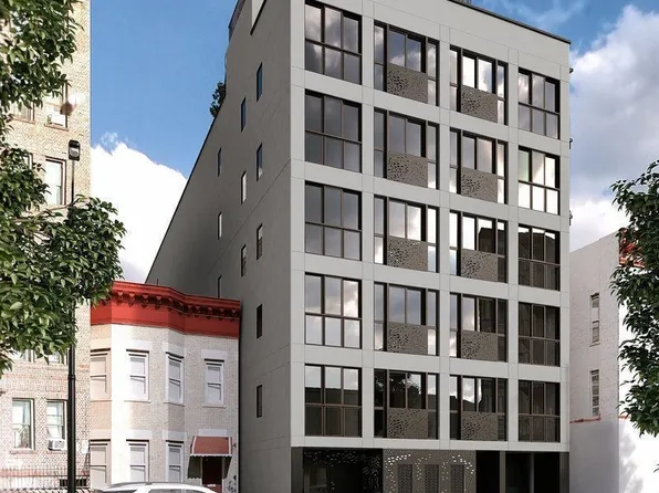 293 Hawthorne Street image 13 of 17