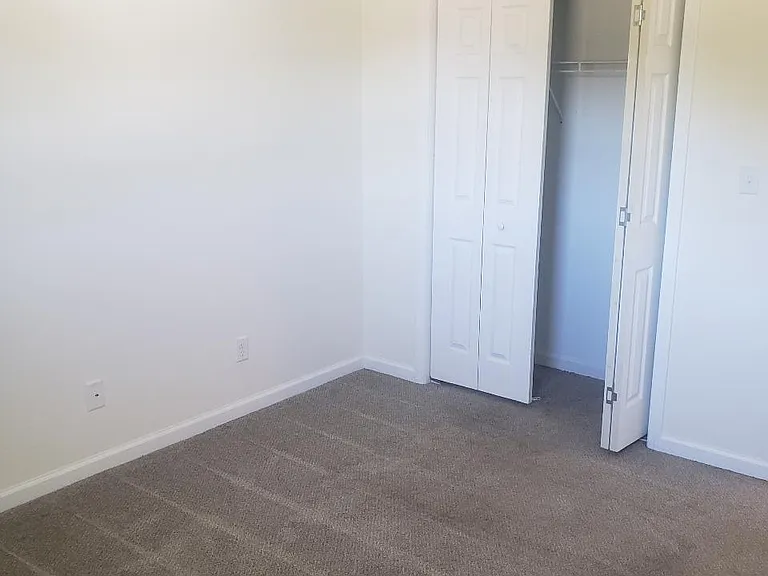 12 Rallen Dr — Photo 10