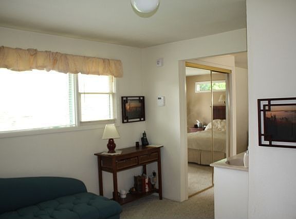 Master Suite Sitting Area