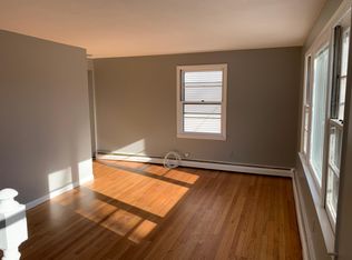 190 Stephens Ln #190, Fairfield, CT 06824