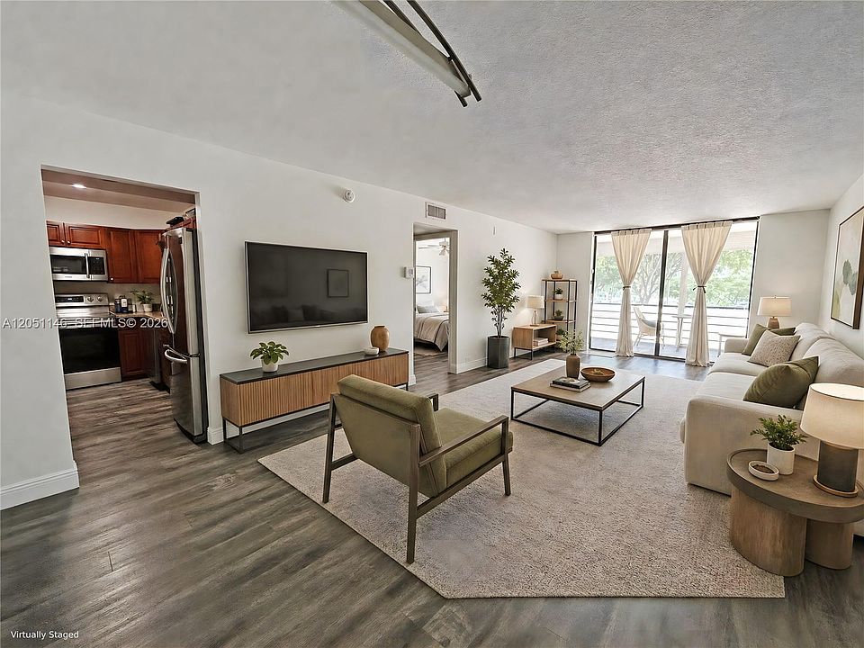 1st image of 1400 Saint Charles Pl APT 217
