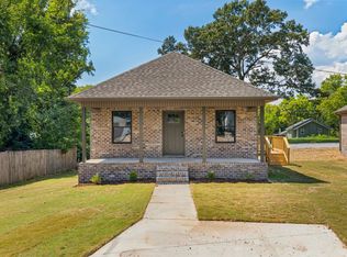 107 N Fulton St, Florence, AL 35630