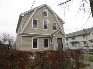 14111 249th St #2, Rosedale, NY 11422