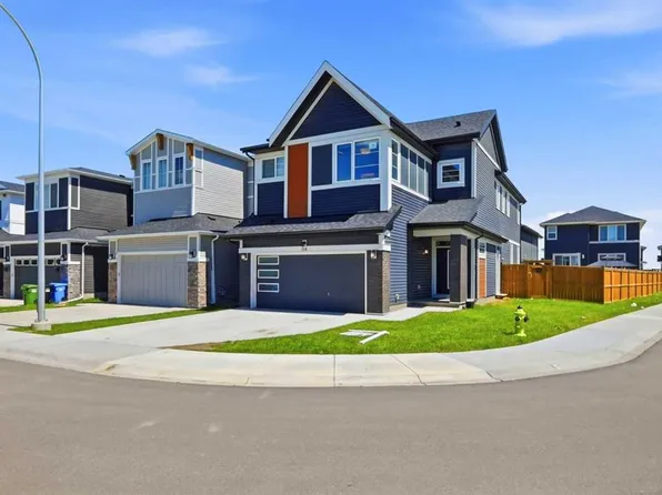 114 S Corner Meadows Grv NE, Calgary, AB T3N 2C3
