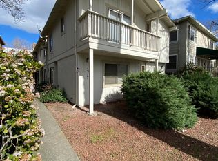 1517 T St APT 1, Sacramento, CA 95811
