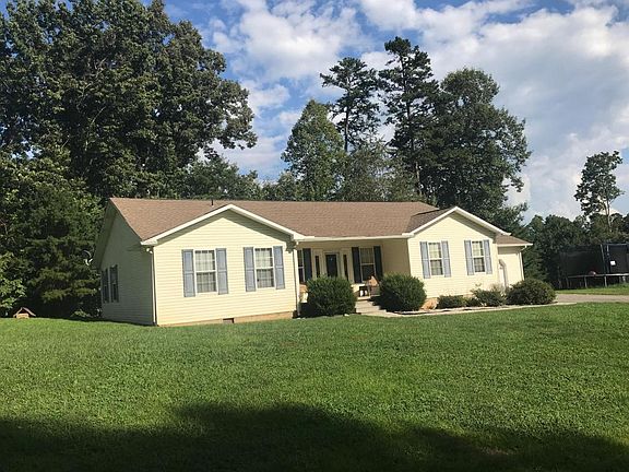 3rd image of 473 Forest Hills Dr