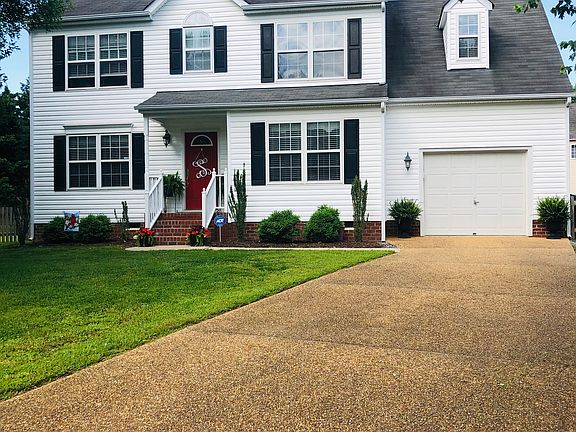 2nd image of 10704 Glen Ct