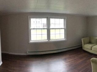 402 Maryhill Dr, Green Bay, WI 54303