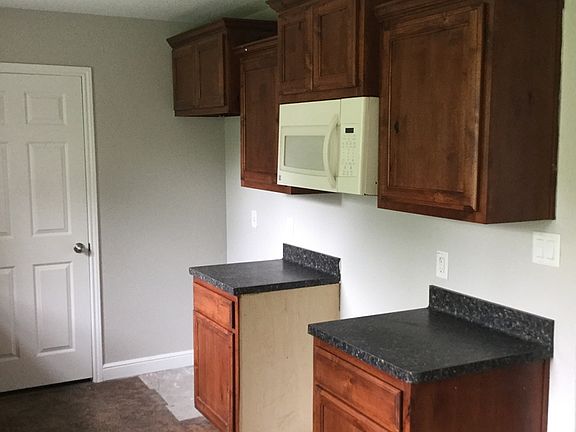 2nd image of 131 Latin Ave