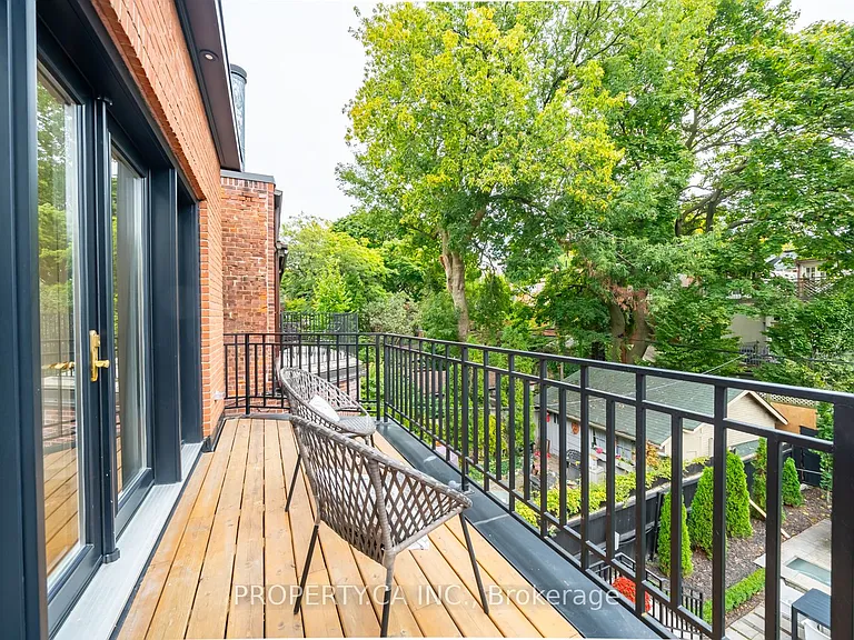 43 Bernard Ave — Photo 24