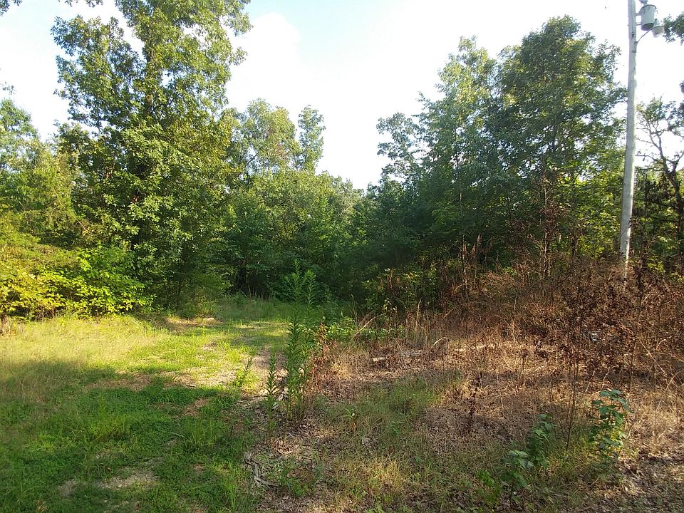 1st image of 50 Green Leaf Ln