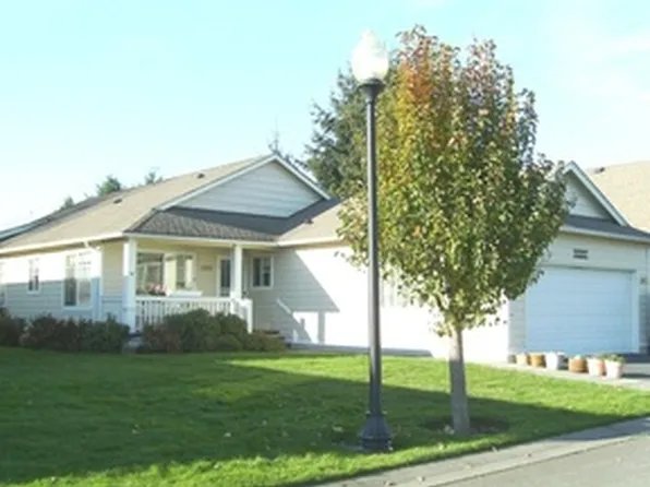 1207 Fidalgo Dr, Burlington, WA 98233