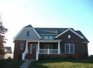 466 Pond Apple Rd, Clarksville, TN 37043