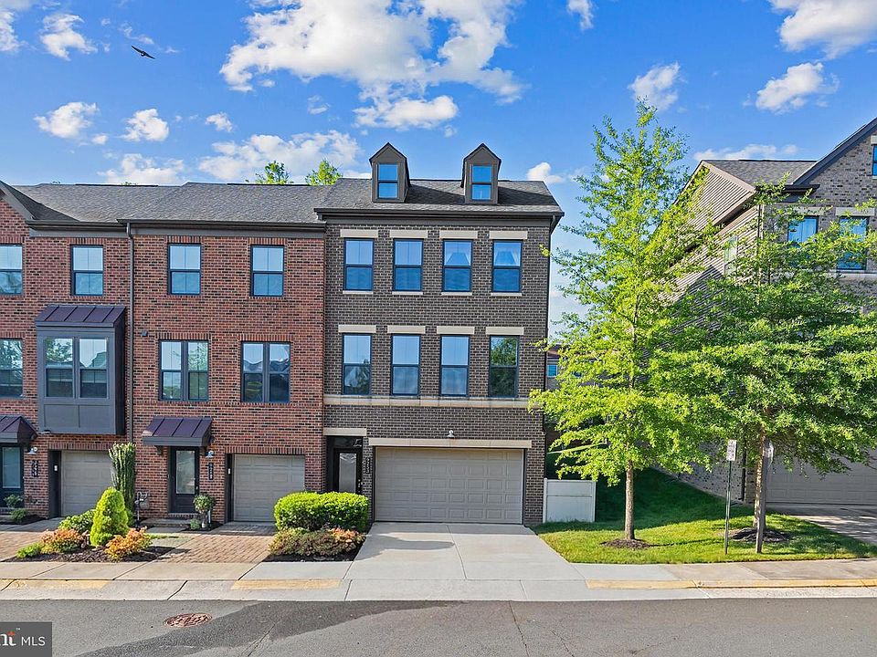 1st image of 9253 Wood Violet Ct