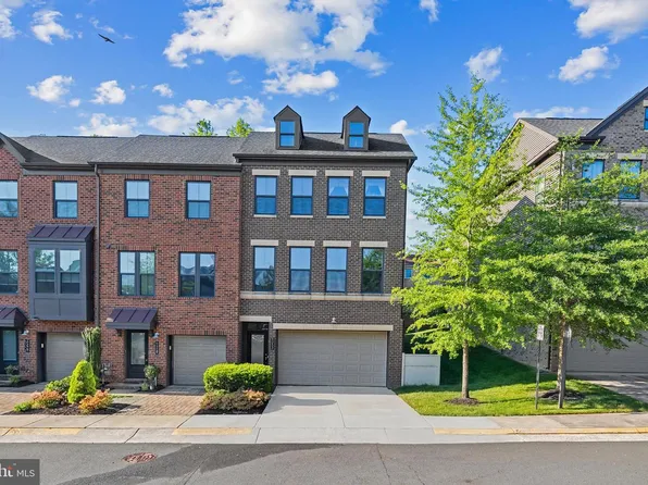9253 Wood Violet Ct, Fairfax, VA 22031