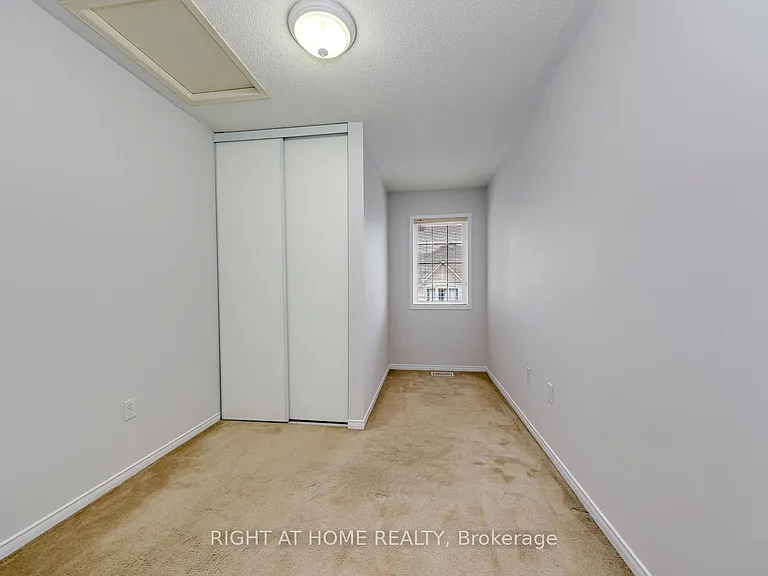 38 Fairview Rd W #38 — Photo 34