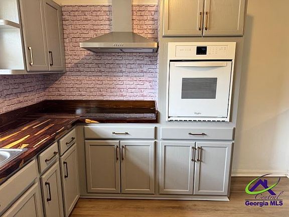 5th image of 4912 Old Gordon Rd