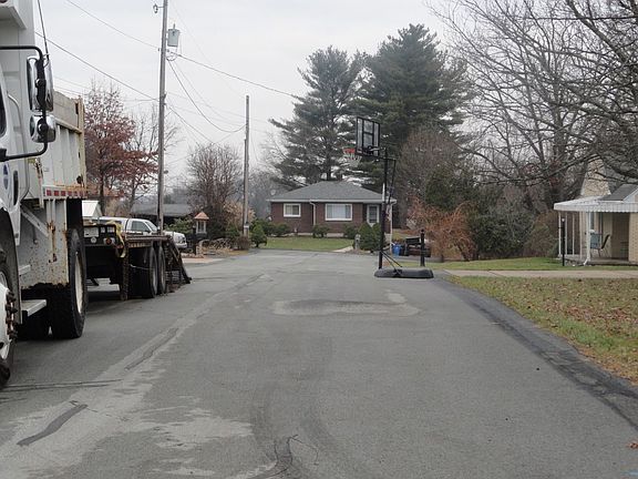 4th image of 1517 Rosebud Dr