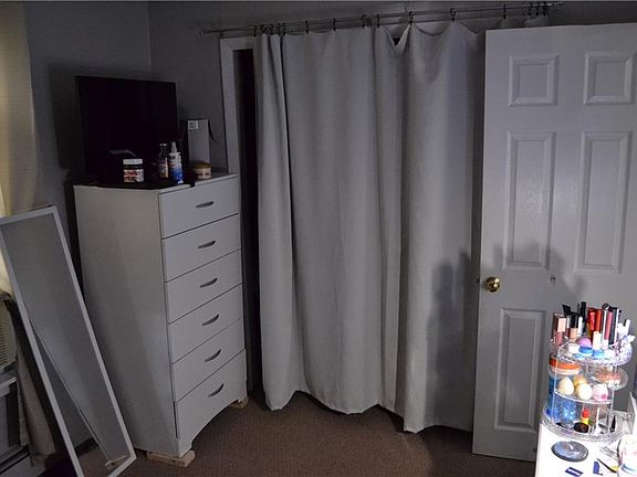 3rd image of 208 Blackstone St