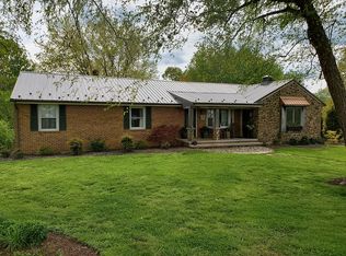 280 Booth Rd, Hardy, VA 24101