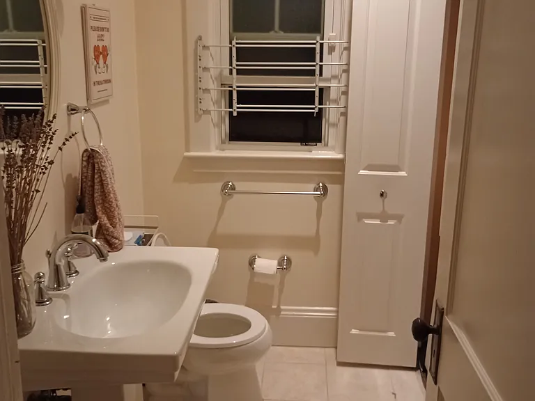 7 Lewis St #1 — Photo 11