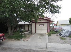 2nd image of 576 1/2 Clifton Way