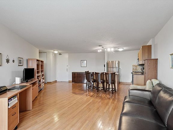 5th image of 6833 N Kedzie Ave APT 809