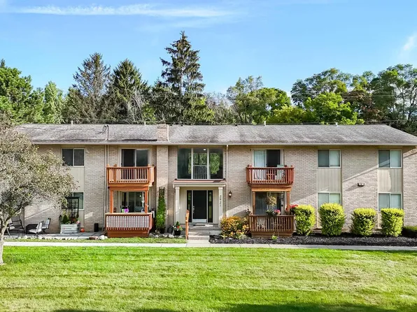 2921 Seymour Lake Rd Unit 7, Oxford, MI 48371