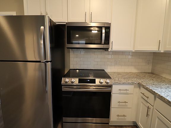 2nd image of 1244 Cora St SE #10718937