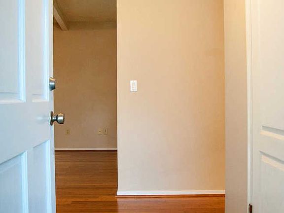 5th image of 3004 W Evergreen Ave