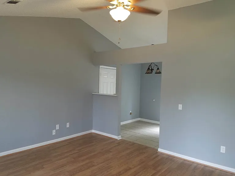 157 Haney Rd — Photo 9