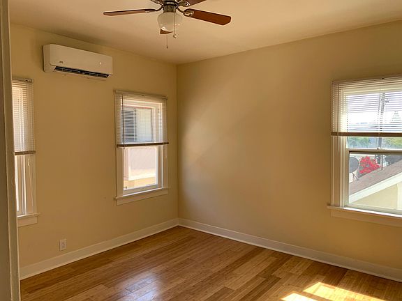 3rd image of 344 W Wilson Ave #342-1/2