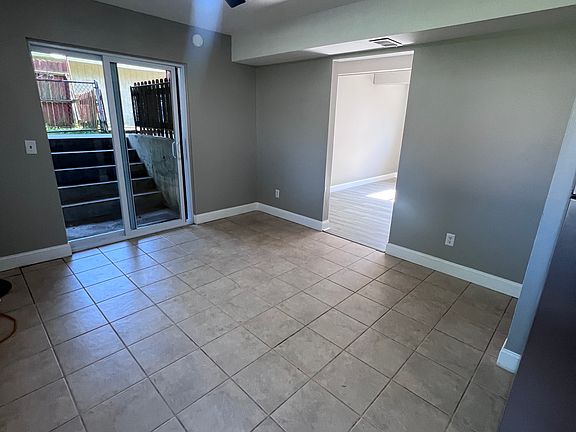 4th image of 3411 Elm Street Dr #B