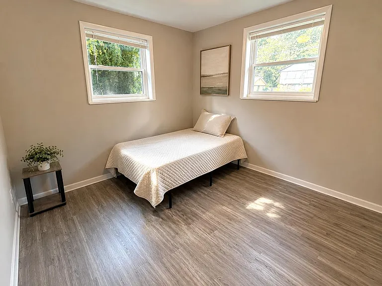 Cornell Blvd SW — Photo 1