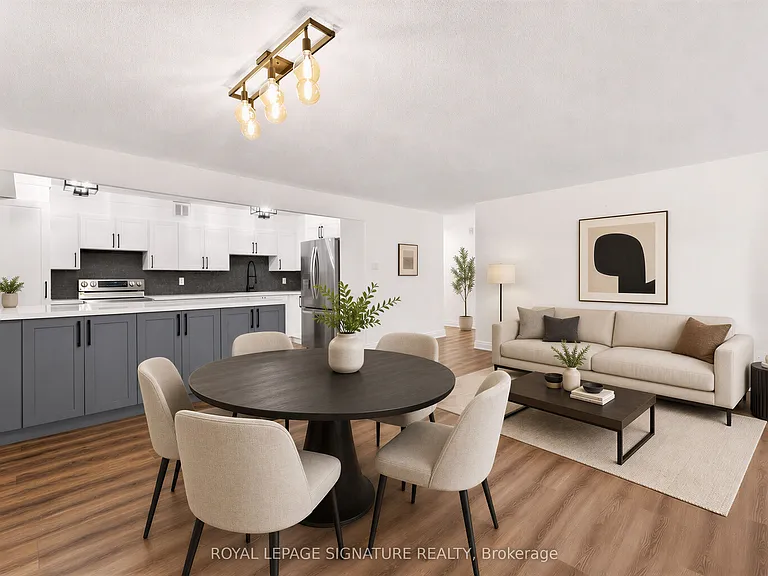 60 Inverlochy Blvd #309 — Photo 1